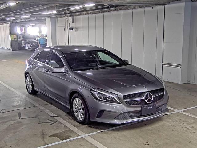 575 Mercedes benz A class 176042 2018 г. (ZIP Osaka)